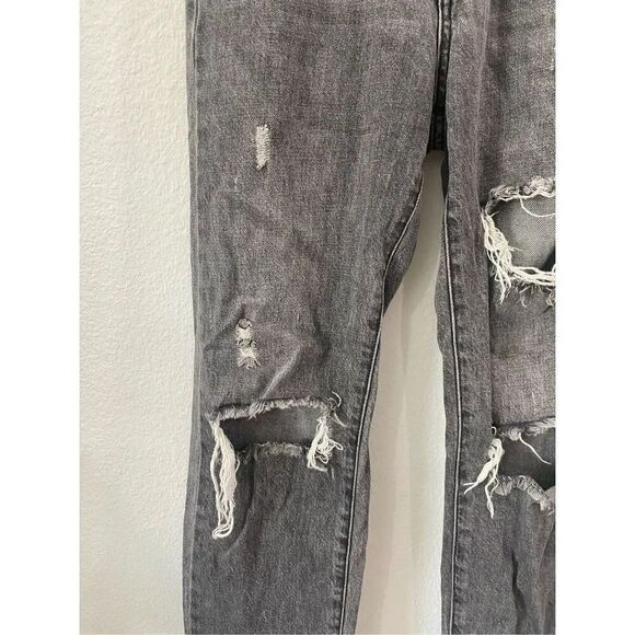 BDG Urban Outfitters High Waisted Slim Straight Jean Distressed in Washed Black. - Picture 6 of 13